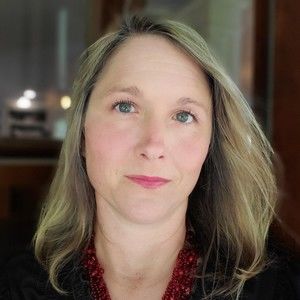 Meet your Posher, Lacy